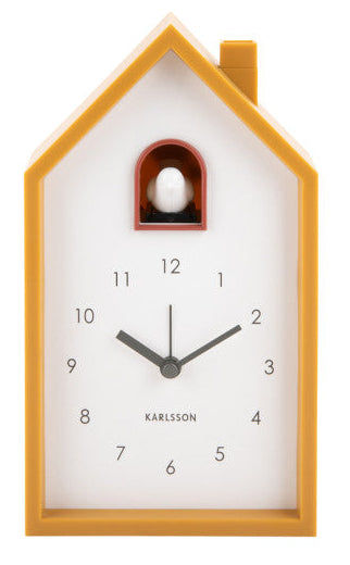 Coucou design maison en bois, cadran blanc et fenêtre coucou rouge
