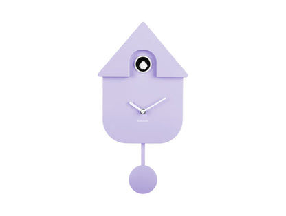 Horloge murale Karlsson en forme de maison, lilas clair, avec fenêtre oculaire et balancier