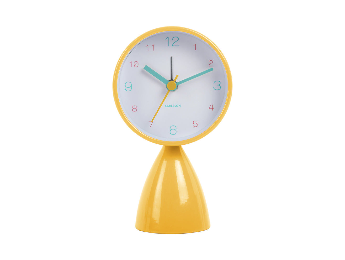Réveil rétro jaune pâle avec cadran rond et aiguilles bien visibles