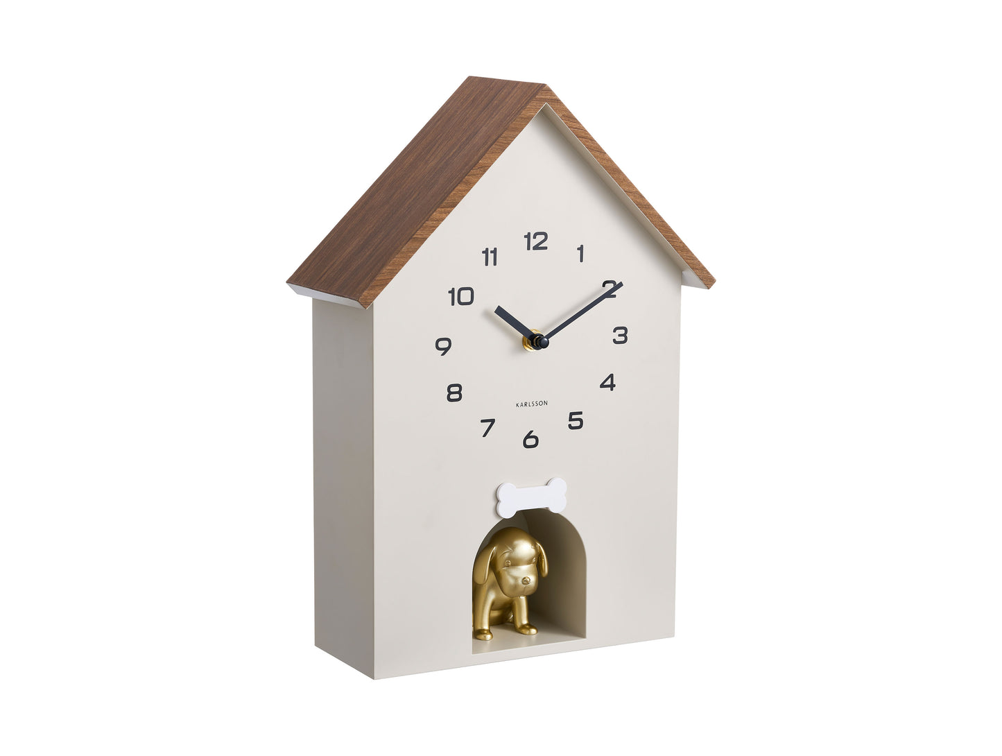 Horloge murale en forme de maison avec cadran blanc et chien doré, bordure de toit marron