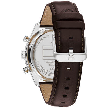 Herrenarmbanduhr seitlich: braunes Lederarmband mit Dornschließe und Metallgehäuse