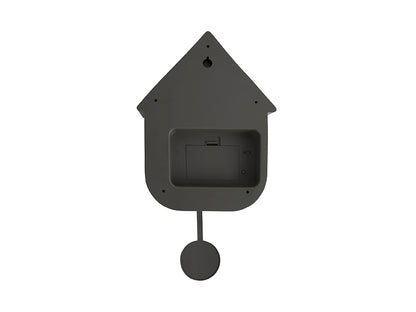 Fond de horloge coucou sombre avec ouverture de montage et suspension.