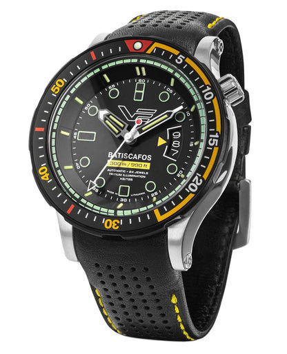 Vostok Europe Batiscafos Herrenuhr mit gelb-schwarzem Kautschukband und schwarzem Zifferblatt