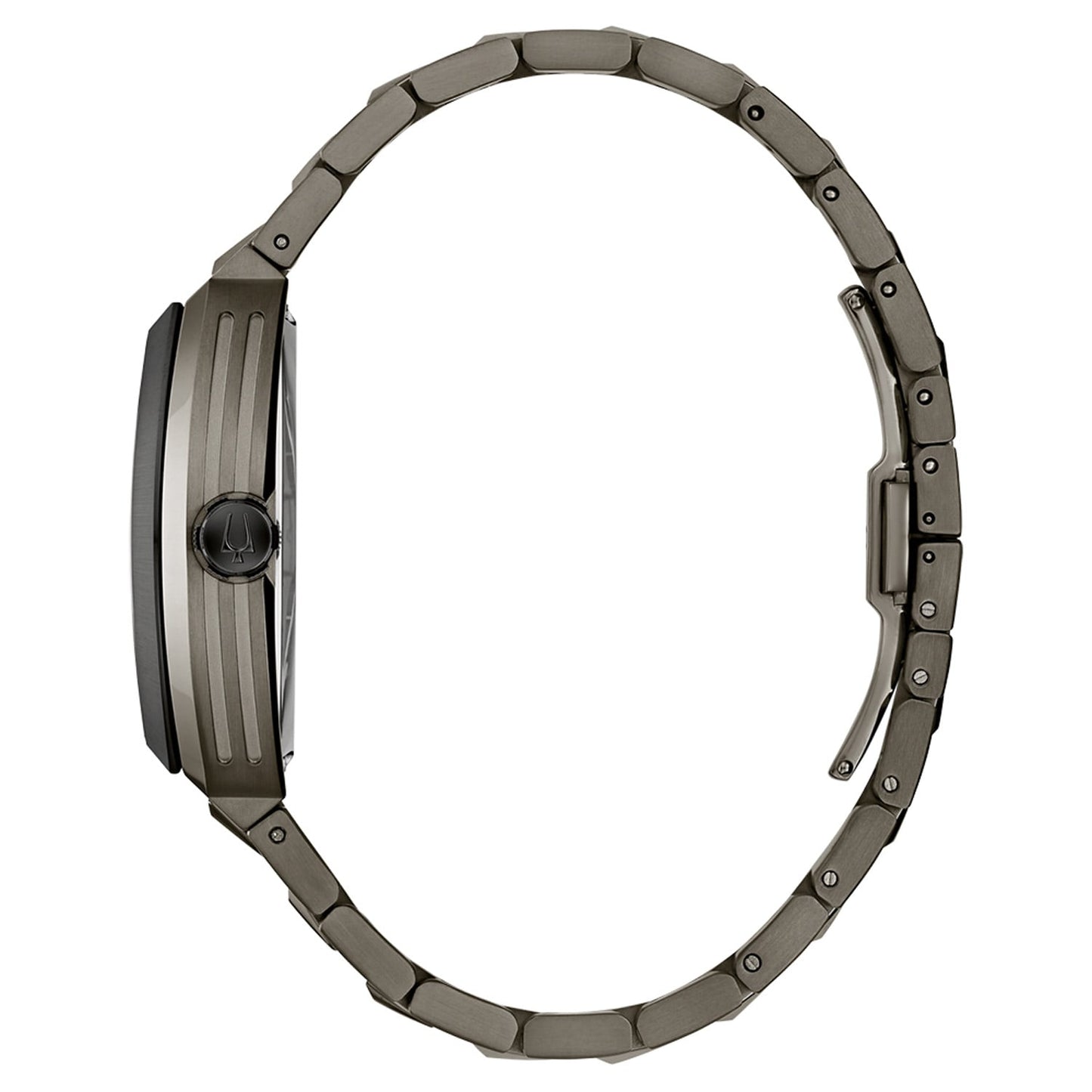 Bulova Herrenuhr seitlich mit geriffelter Krone und Metallarmband, kantiges Gehäuse