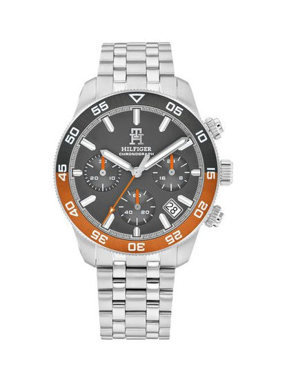 Tommy Hilfiger Herrenuhr mit silbernem Metallarmband, schwarzem Chronograph-Zifferblatt und orangefarbener Lünette