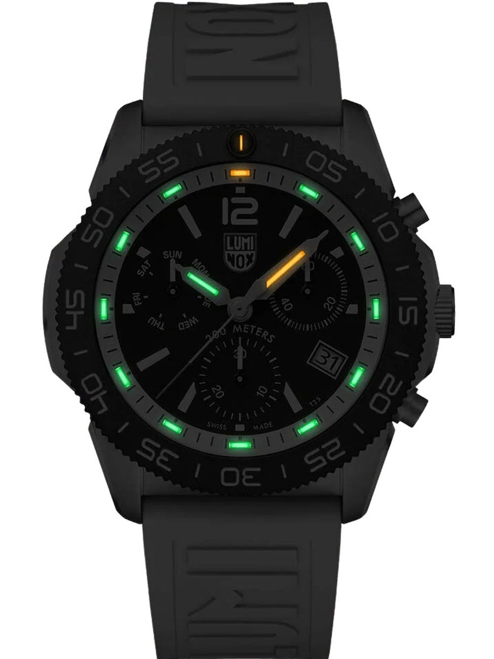 Luminox Taucherchronograph mit schwarzem Zifferblatt, schwarzem Gummiarmband und grüner Leuchtanzeige