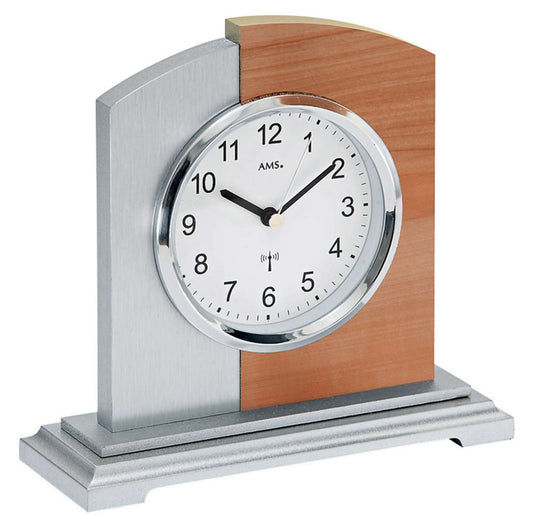 Pendule à poser AMS 16x17x6 cm bois • Radiopilotée • Design moderne