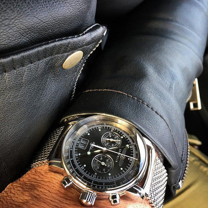 Herrenarmbanduhr mit schwarzem Zifferblatt und Edelstahl-Mesharmband, Chronograph