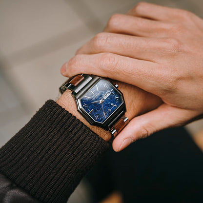 Herrenarmbanduhr mit blauem Zifferblatt und Holz-Edelstahlarmband, Quarzwerk
