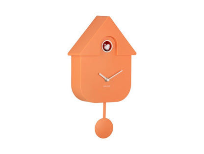Orange väggklocka i husdesign med pendel och ABS-hölje