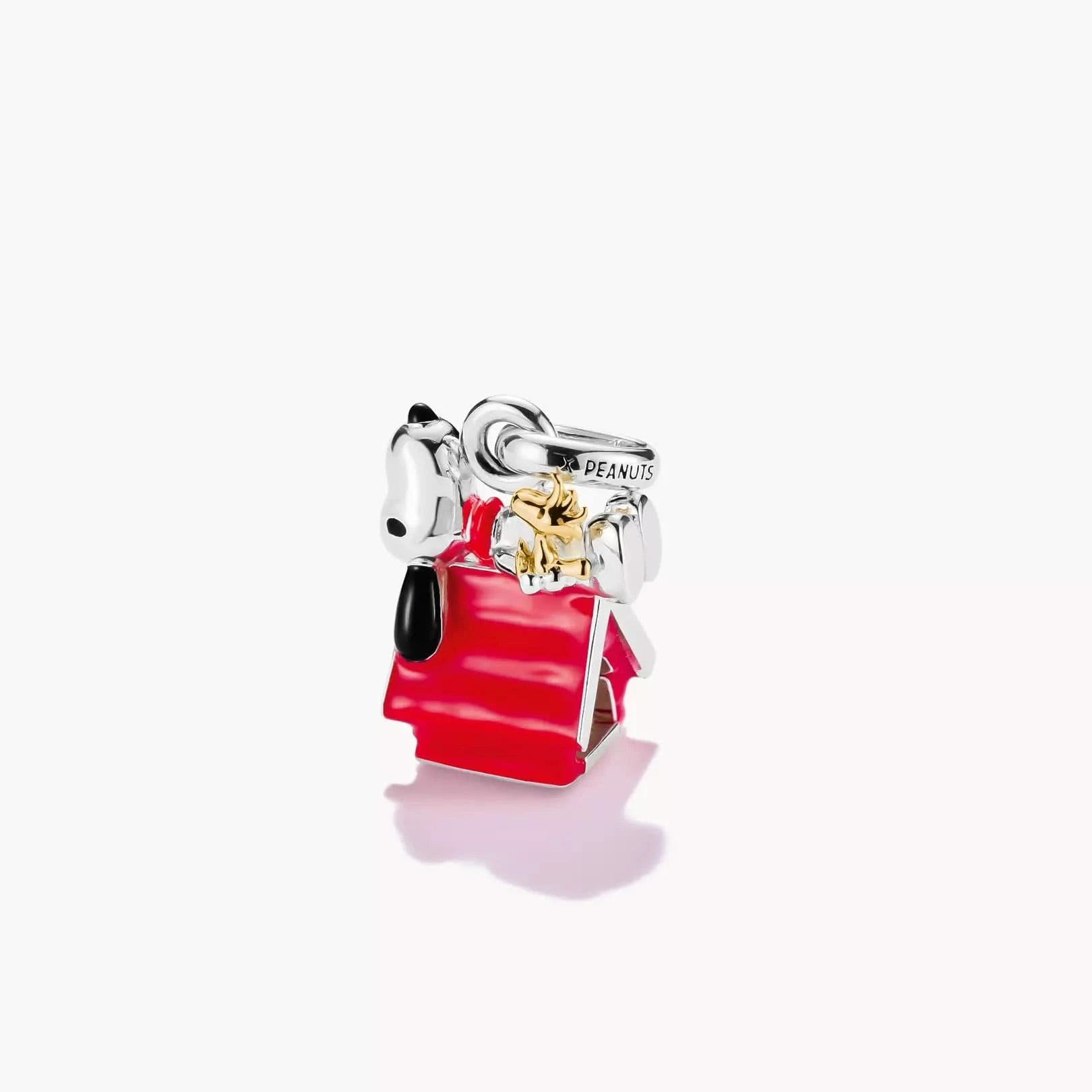 Pendentif breloque avec Snoopy et Woodstock sur la niche rouge, plaqué or 18 carats