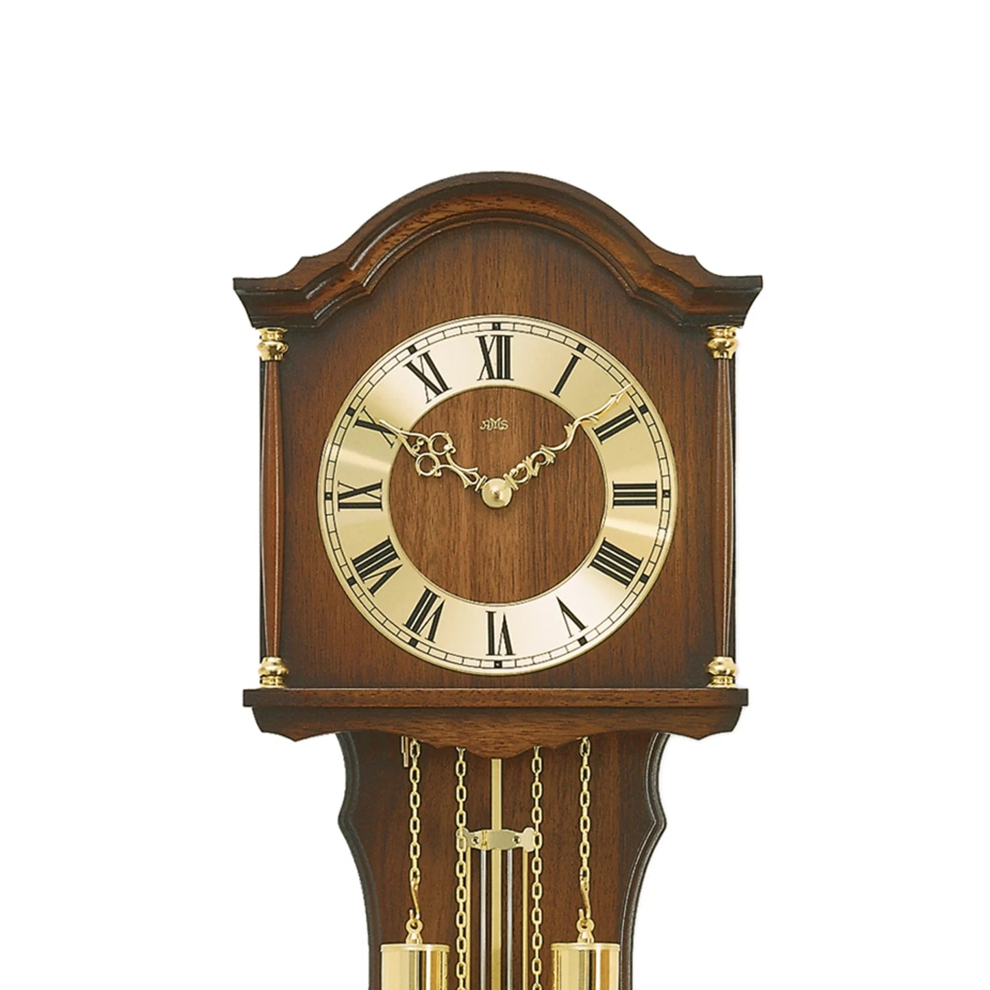 Pendule classique avec boîtier en bois et chiffres romains sur cadran clair