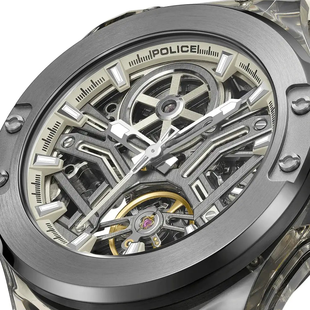 Detailansicht Herrenuhr: silbernes Skelett-Zifferblatt mit sichtbaren Zahnrädern