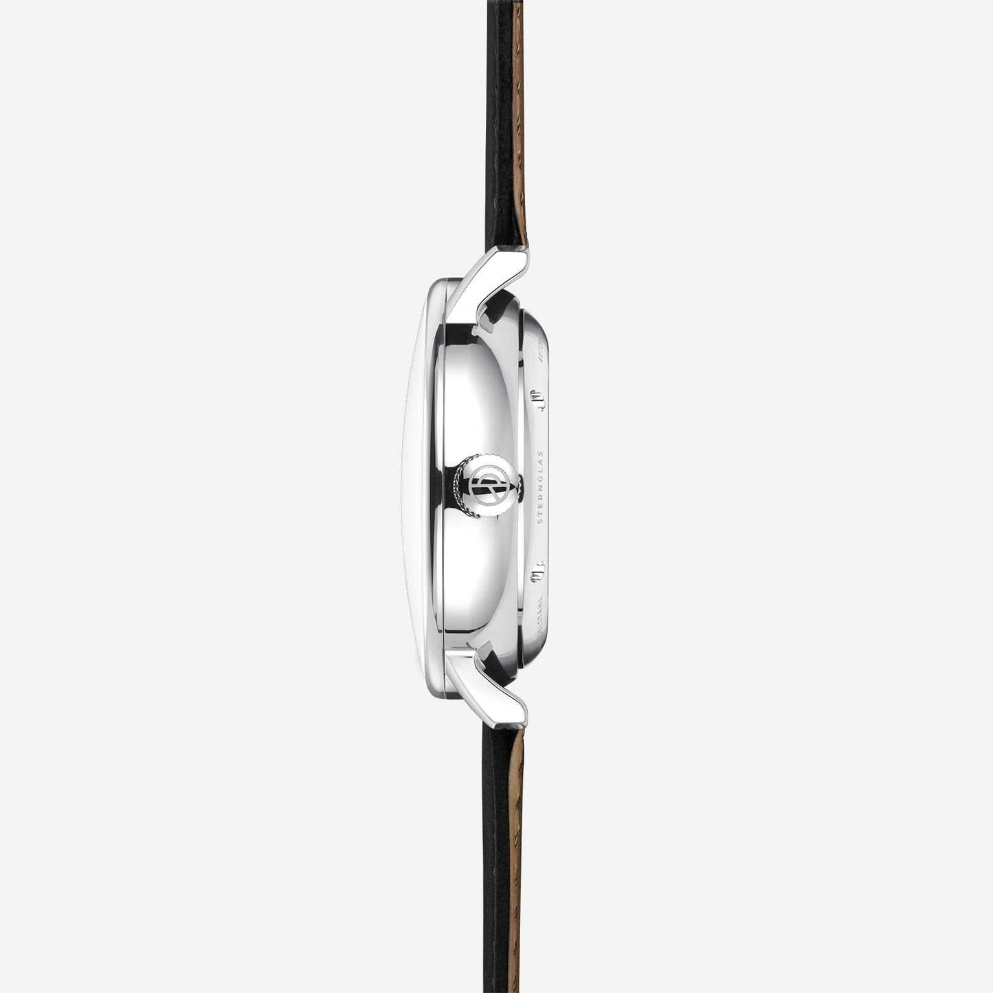 Montre Sternglas pour homme, vue de côté avec bracelet en cuir noir et boîtier en acier inoxydable argenté