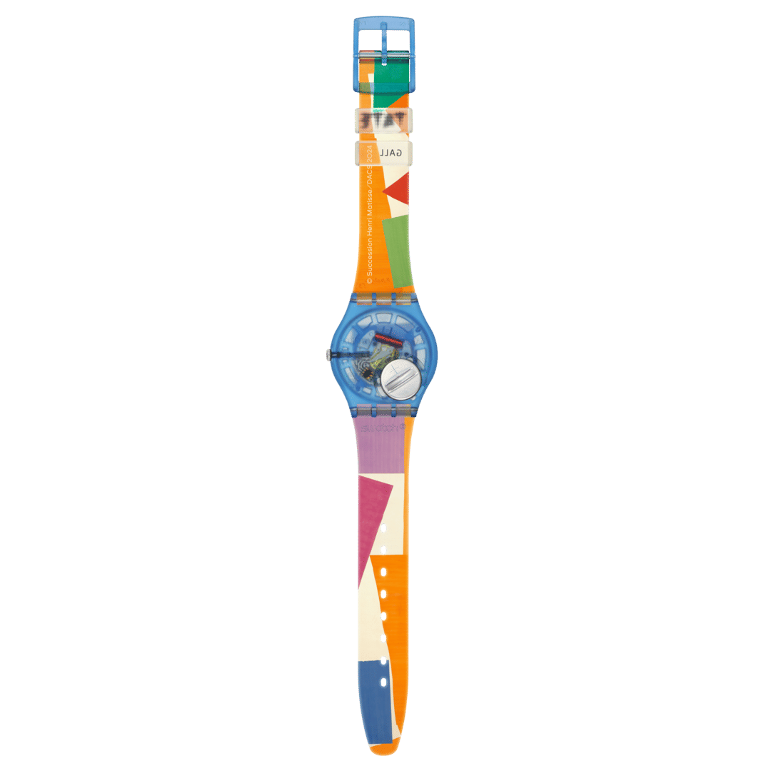 Swatch-Armbanduhr frontal im Profil mit transparentem Gehäuse und buntem Armband