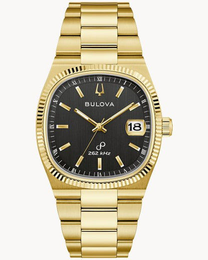 Bulova Herrenarmbanduhr mit schwarzem Zifferblatt, Goldgehäuse, Datumsanzeige „18“