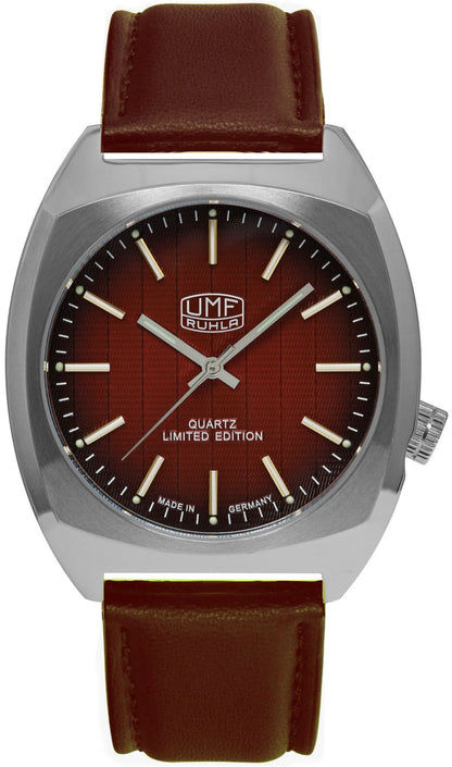 Montre homme avec bracelet en cuir marron, boîtier argenté et cadran rouge