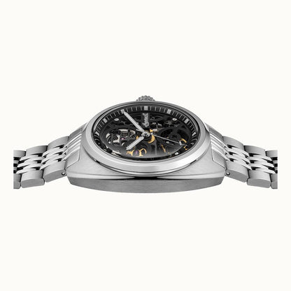 Ingersoll Herrenuhr 3/4-Blick: sichtbare Automatikmechanik im schwarzen Skelettzifferblatt