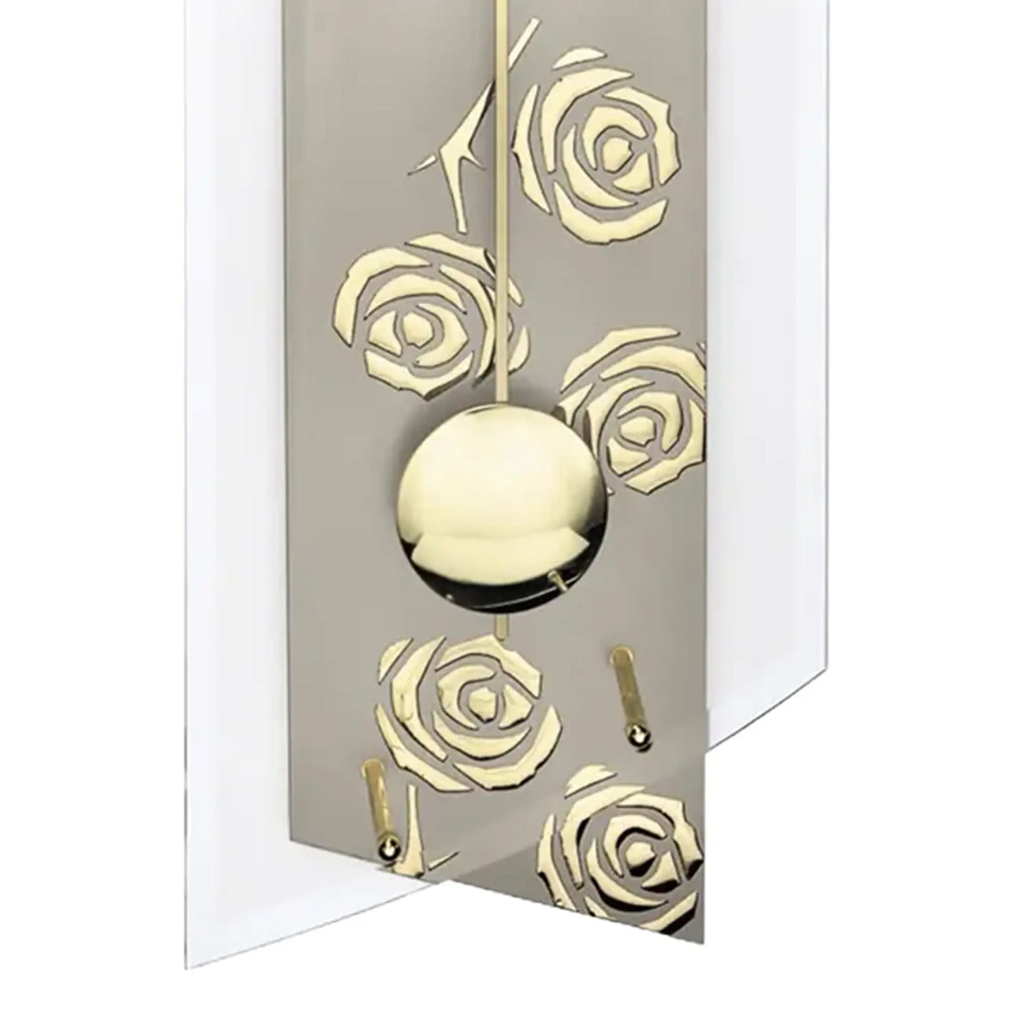 Pendel-Wanduhr: rundes Ziffernblatt, goldene Rosen-Deko und Kugel-Pendel in der Mitte.