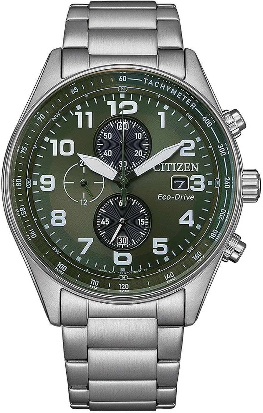 Citizen Eco-Drive Chronographe : montre pour homme avec cadran vert et bracelet en acier inoxydable.
