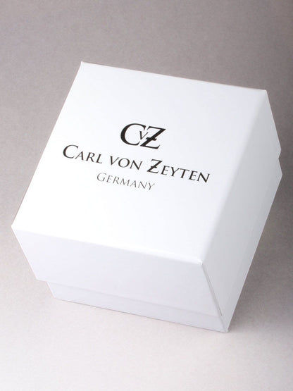 Herrenuhr-Verpackung: weißer Karton mit CZ-Logo und Aufschrift Germany