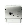 Arrière de la radio-réveil en blanc avec commandes