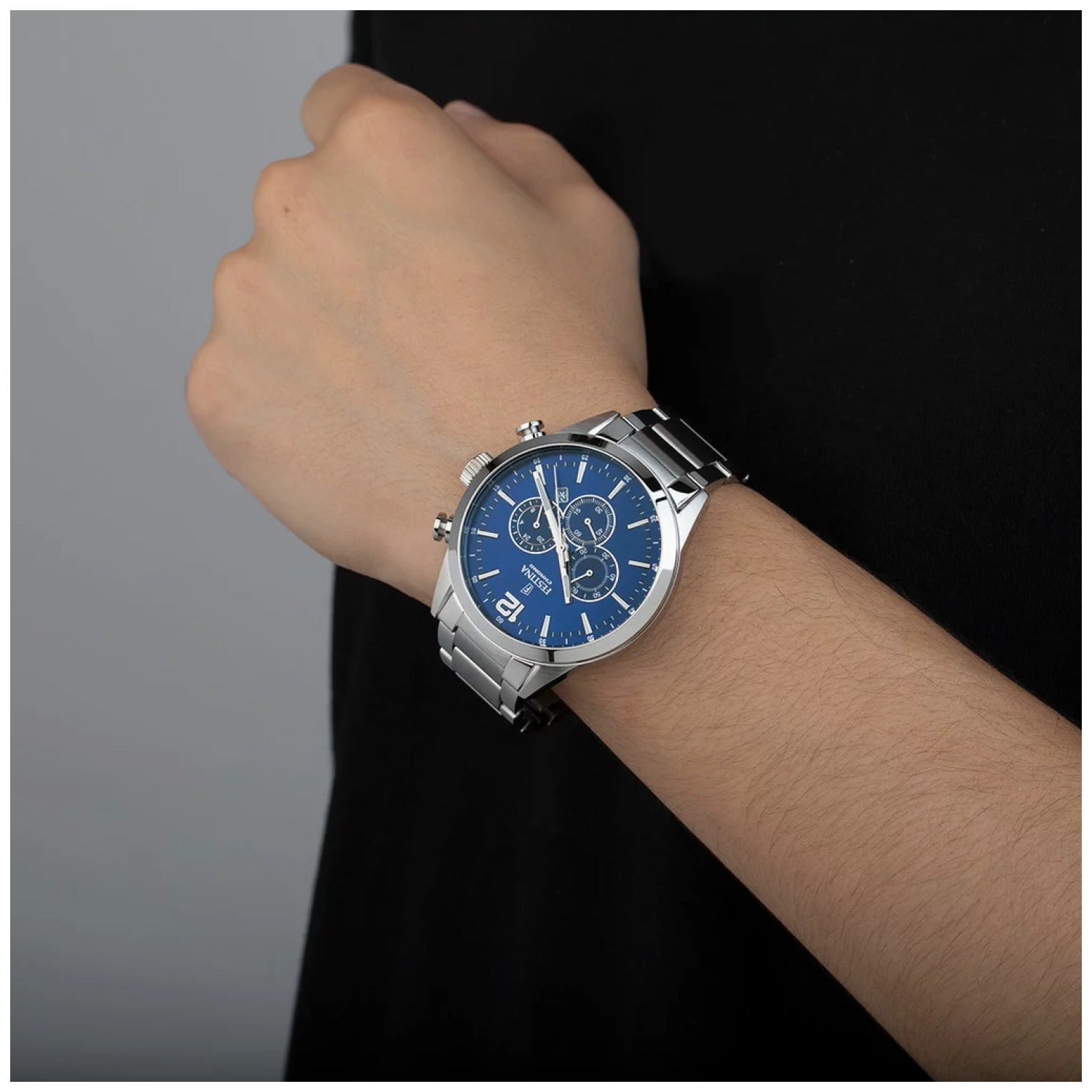 Festina Herrenuhr mit Chronograph, dunkelblaues Zifferblatt, silbernes Edelstahlarmband