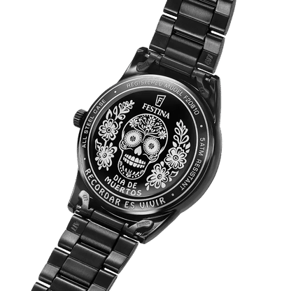 Festina Herrenarmbanduhr mit schwarzem Metallarmband und graviertem Gehäuseboden