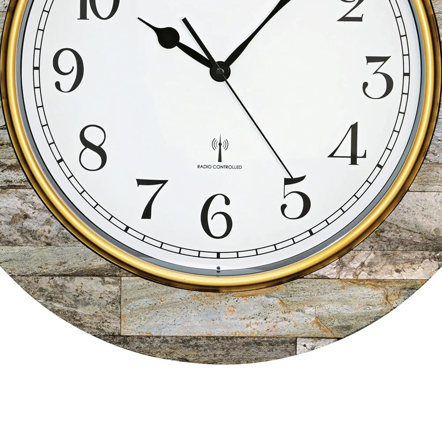 AMS Funk-Wanduhr: Nahansicht des runden Ziffernblatts mit Zeigern und Funk-Logo