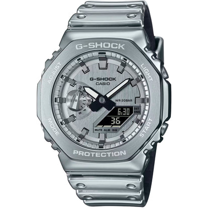 Herrenarmbanduhr G‑SHOCK mit silbernem Metallband und rundem Analog-Zifferblatt