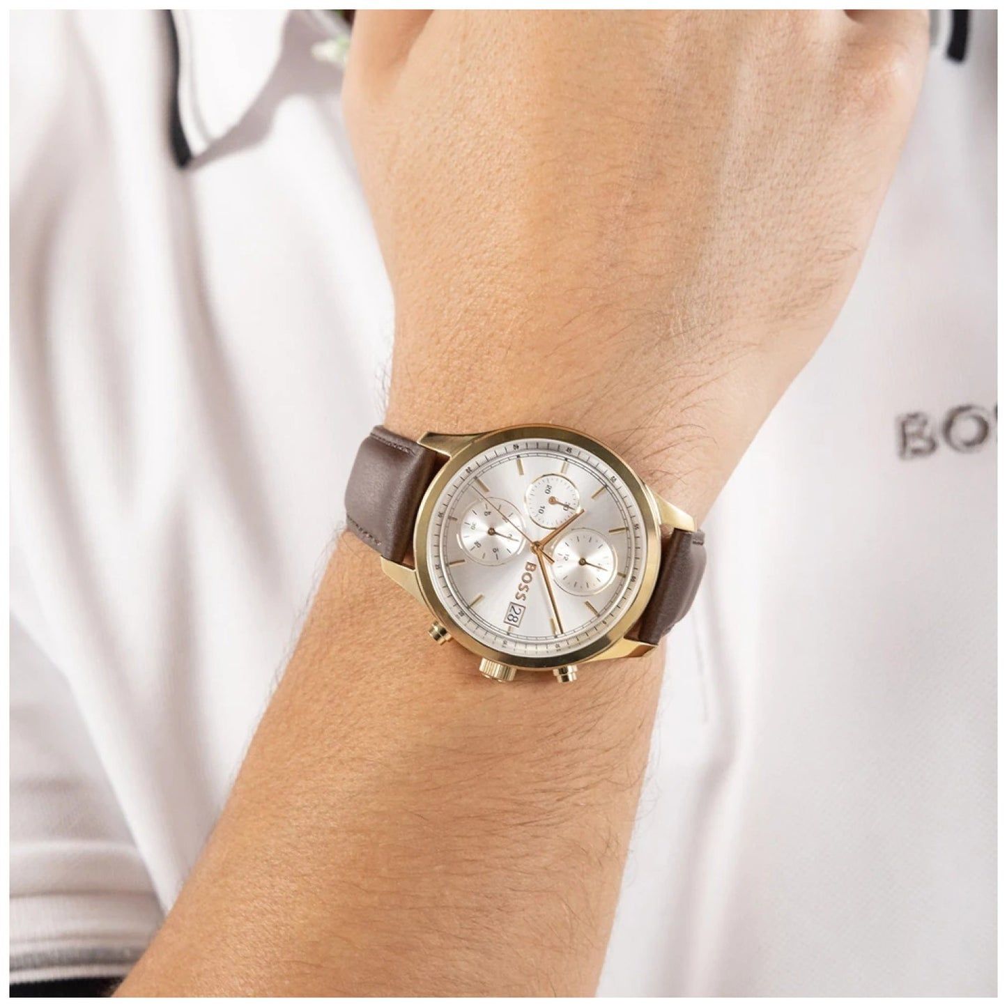 Chronograph Herrenarmbanduhr: goldfarbenes Gehäuse, braunes Lederband, weißes Zifferblatt