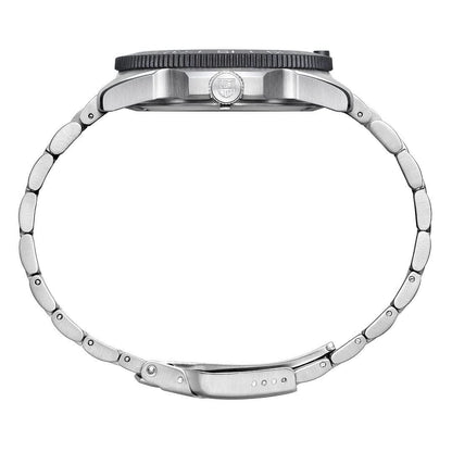 Fond de boîtier de montre en acier inoxydable avec couronne moletée et maillons de bracelet