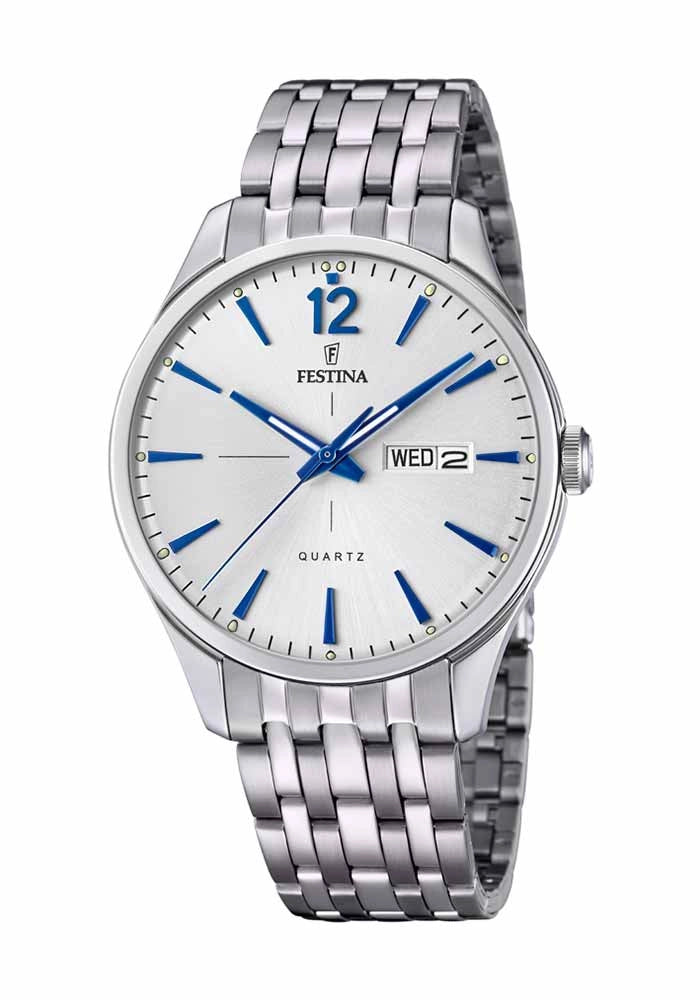 Silberne Herrenuhr mit Metallarmband, weißem Zifferblatt und blauen Zeigern, Datumsfenster