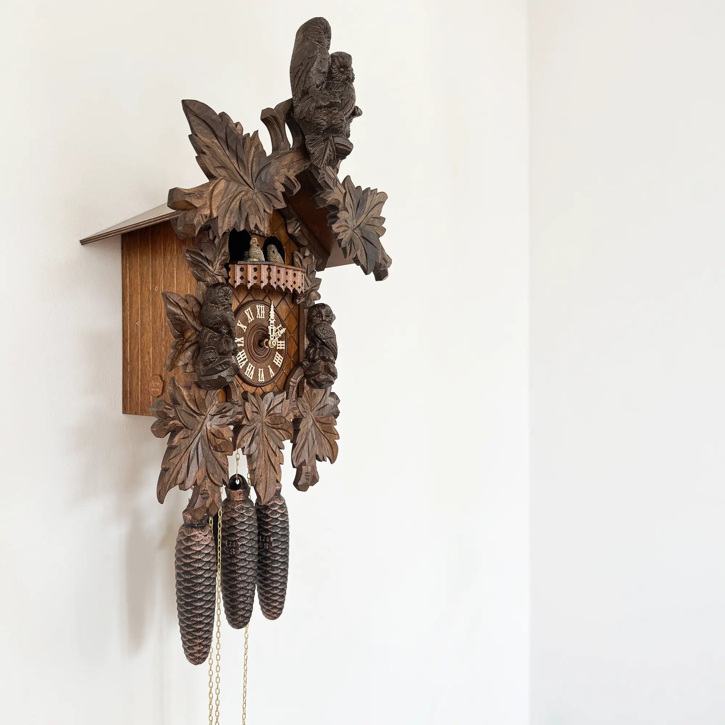 Rombach & Haas TRADITION 4560-N Horloge Murale Bois Foncé • Mouvement Mécanique 8 Jours • Horloge Hibou Sculptée Main