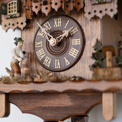 Rombach & Haas Holzhacker 3467 Horloge Murale Bois (foncé) • Mouvement Mécanique 8 Jours • Sculpture sur Bois Filigranée