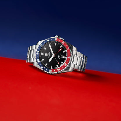 Damenarmbanduhr mit schwarzem Zifferblatt und blau-rot gerahmter Lünette, Edelstahlband
