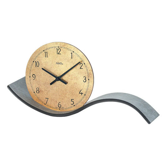 Horloge de table AMS avec cadran beige à chiffres et base grise
