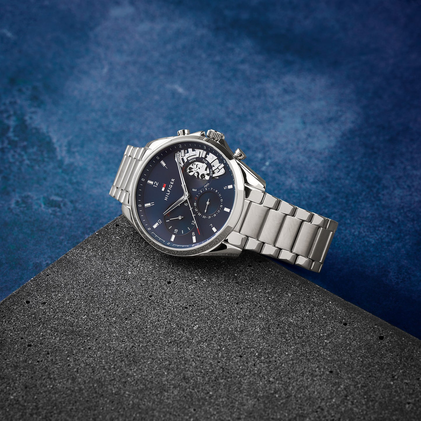 Herren-Chronograph mit Open-Heart, blaues Zifferblatt, silbernes Edelstahlarmband
