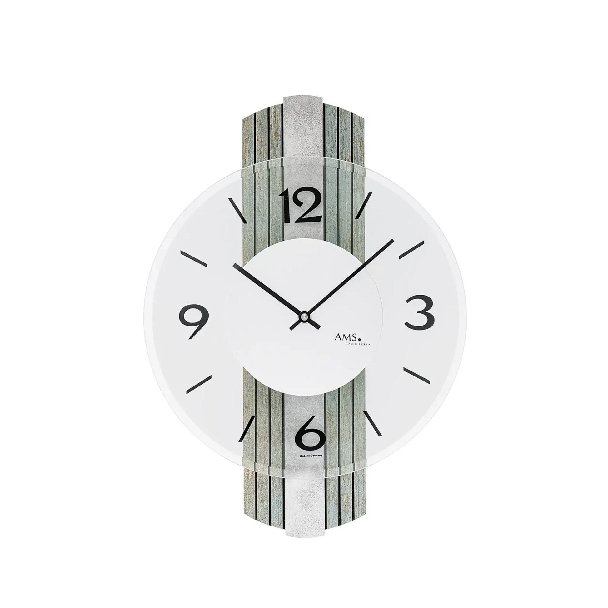 Wanduhr mit Holzdekor, facettiertem Mineralglas und silberantiker Optik