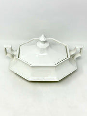 Johnson Brothers JOHNSON BROTHERS HERITAGE WHITE COVERED VEGETABLE DISH   
