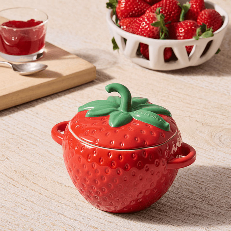 Le Creuset Le Creuset Fruit Collection Strawberry Mini Cocotte