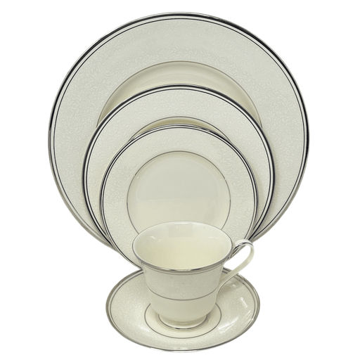 Minton Minton Bridal Veil - 5 piece Place Setting