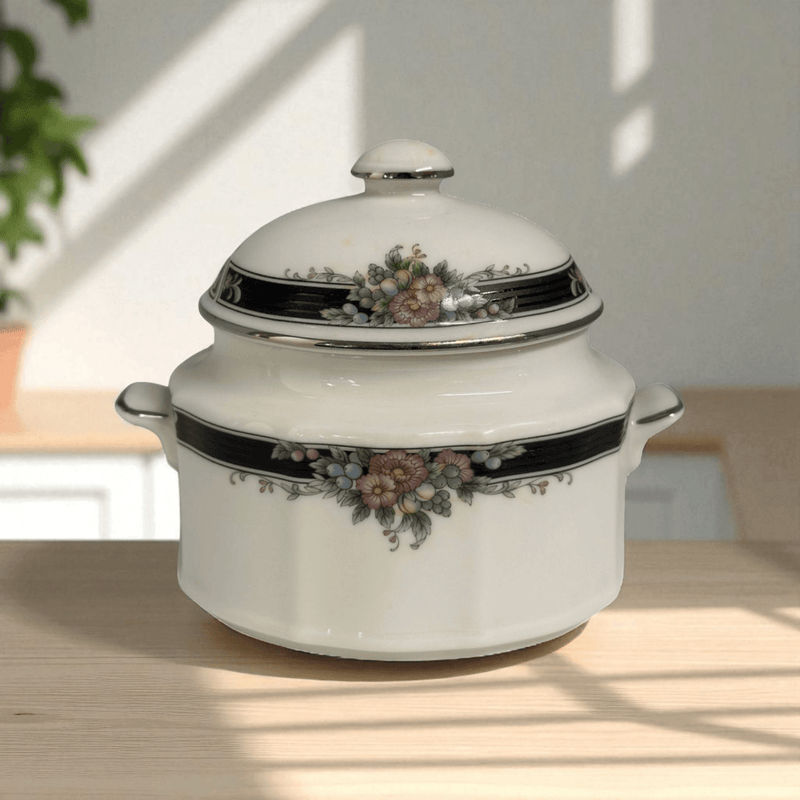 Noritake Noritake Afton Covered Vegetable Bowl
