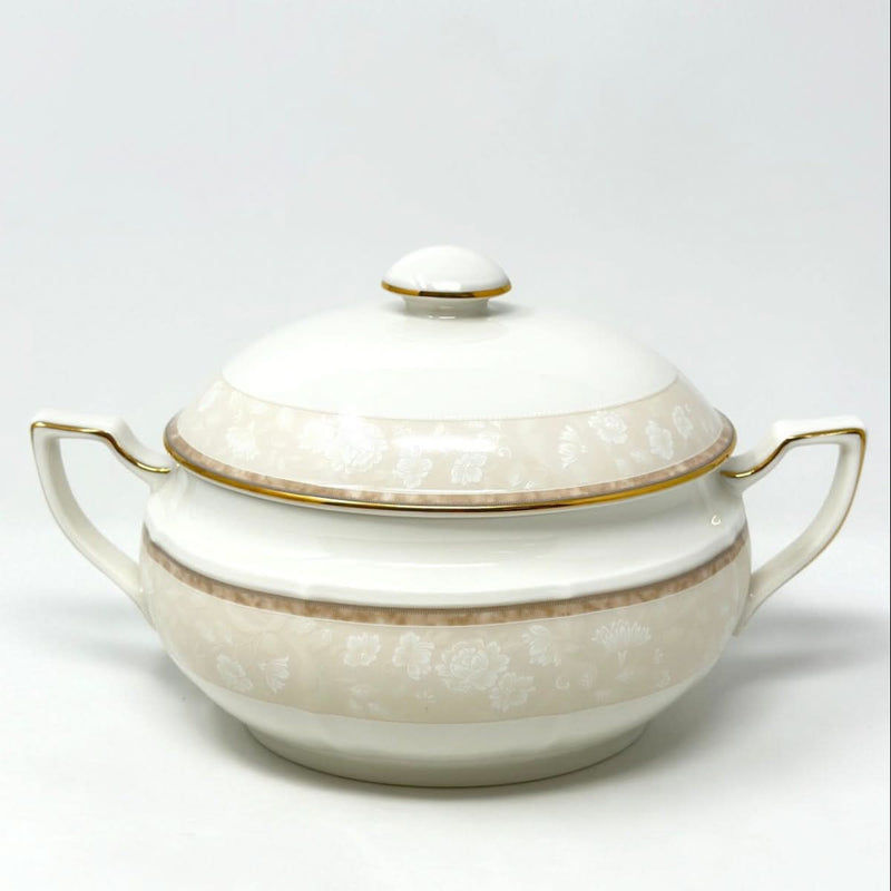 Noritake Noritake Ashland Covered Vegetable Bowl