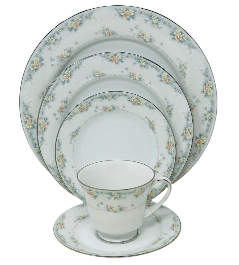 Noritake NORITAKE FAIRFAX - 5 PIECE PLACE SETTING