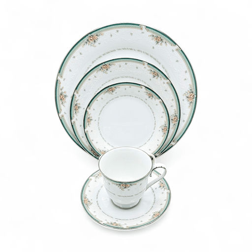 Noritake Noritake Greenbrier - 5 Piece Place Setting