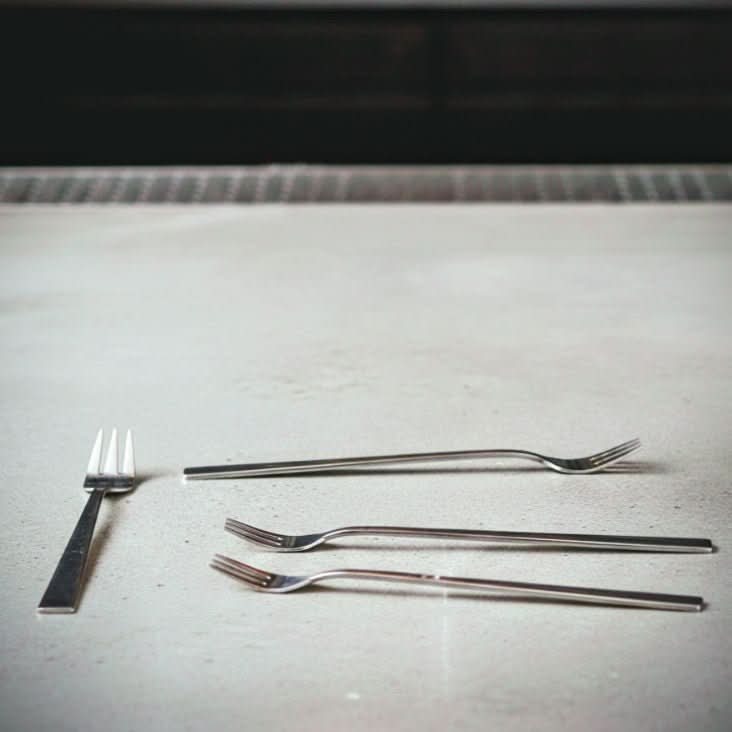 Oneida Oneida Frost Cocktail Fork