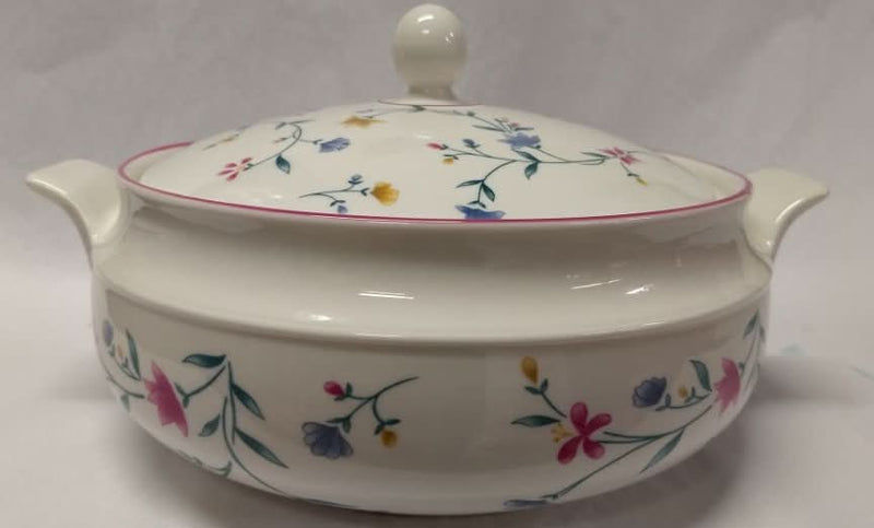 Royal Doulton Avalon Covered Veg Bowl by Royal Doulton   