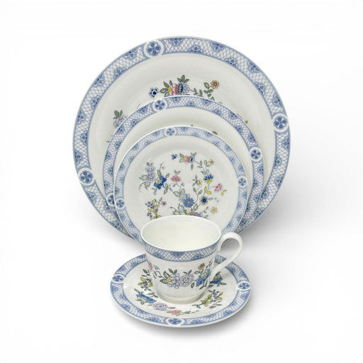 Royal Doulton Royal Doulton Coniston - 5 Piece Place Setting