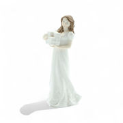 Royal Doulton Royal Doulton Sentiments Christmas Parcels Figurine